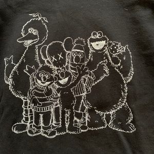 Uniqlo x KAWS x Sesame Street hoodie